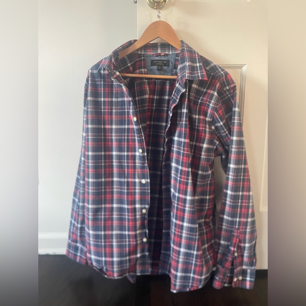Banana Republic Red and Blue Plaid Men's Shirt